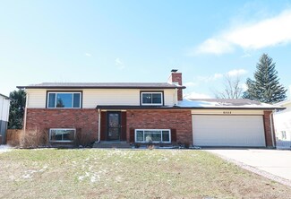 6322 W Maplewood Dr, Littleton, CO 80123