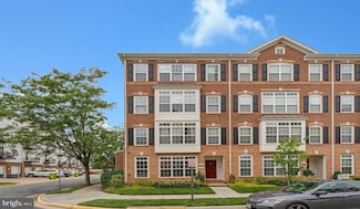 19293 Harlow Square, Leesburg, VA 20176