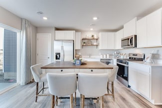 2067 Clearwater Terrace, Shakopee, MN 55379