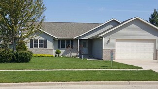 440 Bittersweet Ln, Waupun, WI 53963