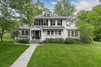 32 S Shaw Ln, Fort Thomas, KY 41075