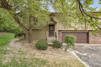 3928 Orchid Ln N, Plymouth, MN 55446