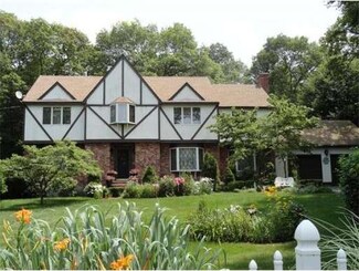 194 Bayview Ave, Berkley, MA 02779