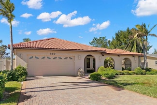 350 6th Ave N, Tierra Verde, FL 33715
