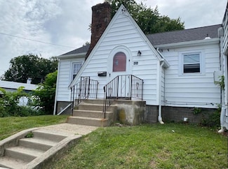 127 N Middletown Rd, Pearl River, NY 10965