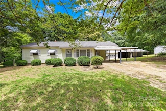 208 Lipe Rd, Troutman, NC 28166