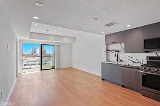 321 S Oxford Ave Unit 606, Los Angeles, CA 90020