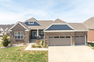 5201 Peterborough Dr, Cleves, OH 45002