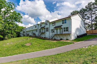 400 Gallery Ln, Hixson, TN 37343