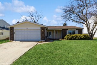 1232 Mill Creek Dr, Buffalo Grove, IL 60089