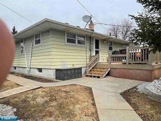 115 9 1/2 St NE, Chisholm, MN 55719
