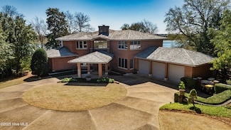 1409 Landfall Dr, Wilmington, NC 28405