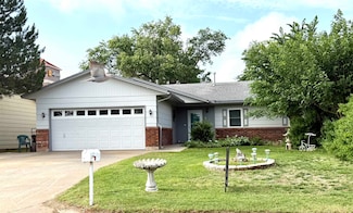 311 Edgewater Dr, Woodward, OK 73801