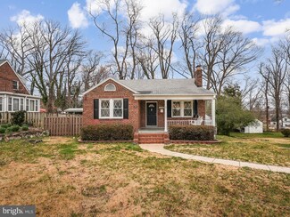 2600 Beacon Hill Rd, Alexandria, VA 22306