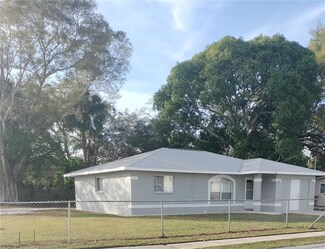 506 13th Ave W, Bradenton, FL 34205