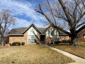 2607 Winterlake Dr, Carrollton, TX 75006