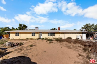 16030 Osage Rd, Apple Valley, CA 92307