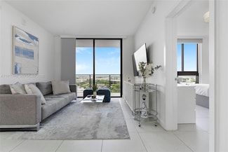 5350 NW 84th Ave Unit 909, Doral, FL 33166