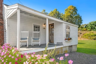 9 Gingerbread Hill Unit 1, Marblehead, MA 01945