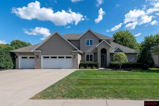 2026 2026 Howard Dr, North Mankato, MN 56003