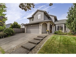 2345 SE Robin Ln, Gresham, OR 97080