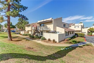 4 Price St, Redlands, CA 92373