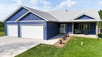 6671 100th Ave, Princeton, MN 55371