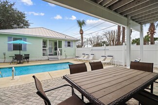 4501 Luke Ave, Destin, FL 32541