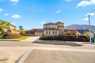 3040 Crystal Ridge Ln, Colton, CA 92324