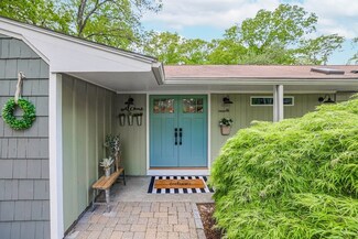 18 Cheryl Ln, Holliston, MA 01746