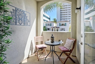 2400 Fifth Ave, San Diego, CA 92101