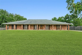 116 Villary St, Belle Chasse, LA 70037