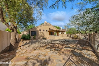 2333 N Deer Creek Place, Tucson, AZ 85749