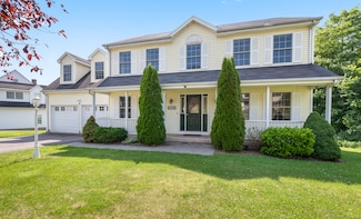 156 Circlewood Dr, Berlin, CT 06037