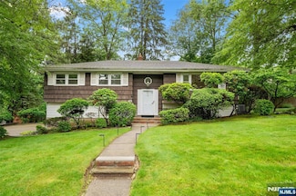 49 Lenox Ave, Demarest, NJ 07627