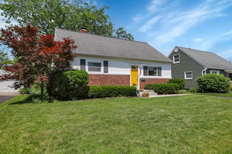 4299 Ashgrove Dr, Grove City, OH 43123