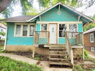 1203 26th St, Sioux City, IA 51104