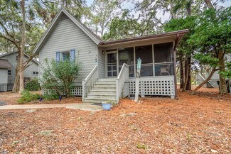 897 Fairway Dr, Edisto Island, SC 29438