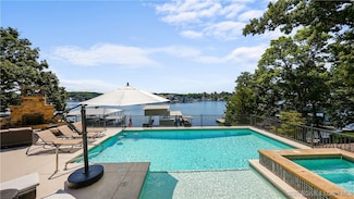 1362 Grand Cove Rd, Sunrise Beach, MO 65079