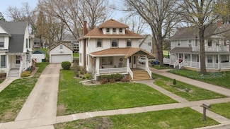614 1st Ave NW, Waverly, IA 50677