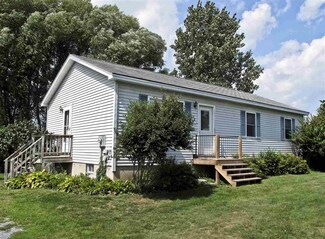 32 Thomas Cir, Vergennes, VT 05491