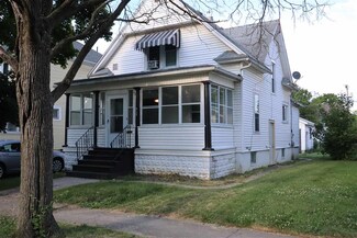 613 S Franklin St, Garrett, IN 46738