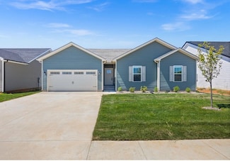 1371 Rhythm Ln, Bowling Green, KY 42101