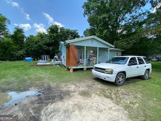 168 W P Lowery Rd, Eastman, GA 31023