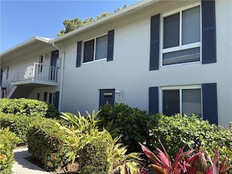 202 Peppermint Ln Unit 2, Naples, FL 34112