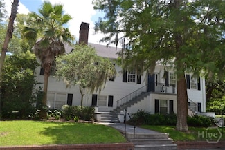 625 E 46th St, Savannah, GA 31405
