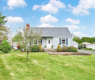 44 Woodward Rd, West Springfield, MA 01089