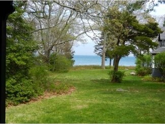 47 Nonquitt Ave, South Dartmouth, MA 02748