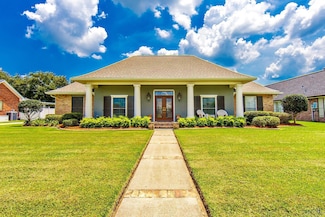 206 Arapaho Dr, Houma, LA 70360