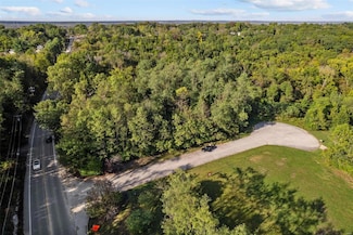 2 Wildwood Point Ct, Wildwood, MO 63005